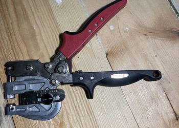 Dziurkacz do blachy Malco HP18KR