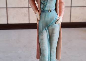 Śliczna figurka RUTH