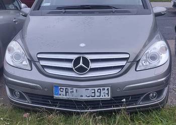 Sprzedam Mercedes- Benz B200
