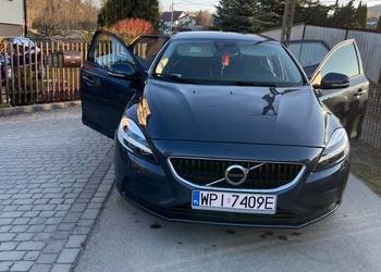 Volvo V40 2016 | Bogate wyposażenie + 2 komplety kół