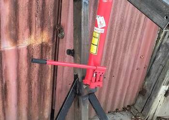 Dzwignik, ładowacz, podnosnik, żuraw do lasu