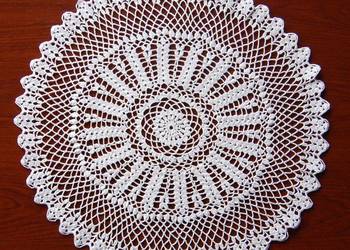 Serwetka szydełkowa 42cm (S155) Serwetka szydełkowa 42cm (S155)