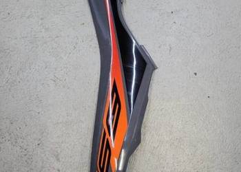 KTM 690 R SMC ENDURO OSŁONA PLASTIK OWIEWKA OGON ZADUPEK WYPEŁNIENIE OEM