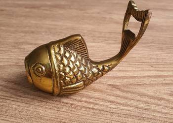 Otwieracz z mosiądzu