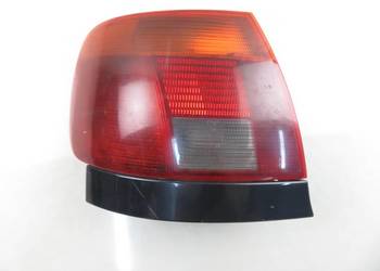 LAMPA LEWA TYLNA AUDI A4 B5