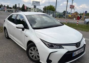 Toyota Corolla hybryda/ gaz
