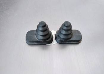 Audi 80 B4 A6 C4 Uszczelka czujnika otwarcia drzwi przód 893947565A 2 szt.