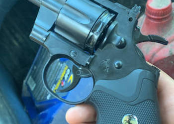 Pistolet wiartówka colt python 357