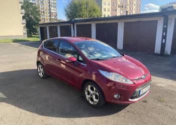 Ford FIESTA MK7 TITANIUM 1,25 82KM Klimatronik, grzana szyba i siedzenia