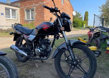 Mam na sprzedasz motorower marki benzer