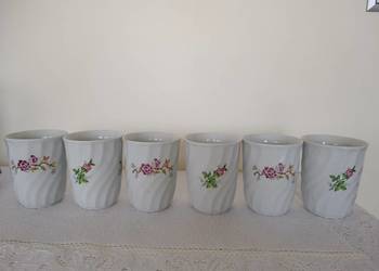 Nieużywane 6 kubków z kwiatami Chodzież PRL