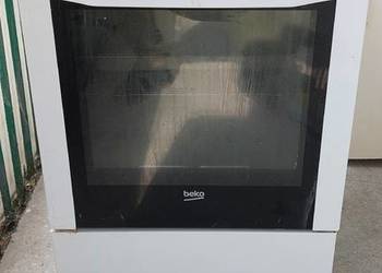 Kuchenka gazowa BEKO z piekarnikiem elektrycznym stan bdb