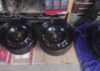 Sprzedam felgi stalowe 15 do samochodu mercedes