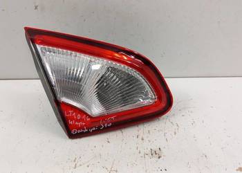 NISSAN QASHQAI J10 LIFT LAMPA TYŁ LEWA W KLAPĘ
