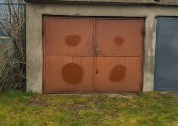 Garaż murowany Suwałki - prąd, kanał