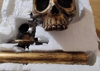 Sprzedam wieszak na kask