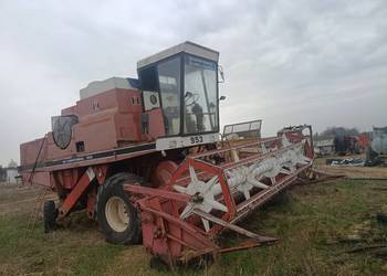 Kombajn zbożowy international 953