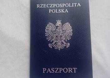 Paszport RP 1995-2005. Nieaktualny.