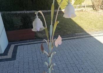 Sprzedam tanio ,bardzo drogą,ładną lampę stojącą