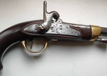 Stary pistolet Francja bojowy oficerski XIXw