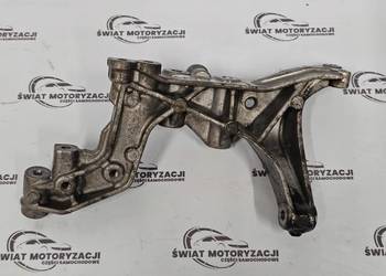 MERCEDES W212 1.8 B CGI 271860 łapa silnika A2711410840