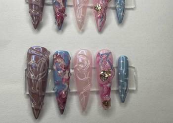 Press on nails kolorowe