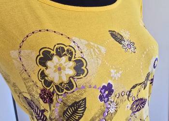 Ciekawa bluzka w bardzo dobrym stanie