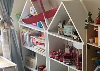 Regały dziecię domki
