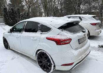 Ford Focus MK3 ST-line, bezwypadkowy, polski salon, frozen white