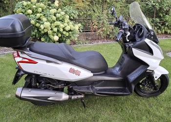 Kymco downtown 300i