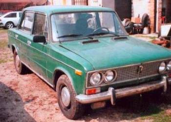 Łada 2103 1977 stoi w stodole ok.20 lat