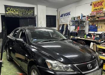 Lexus is220d