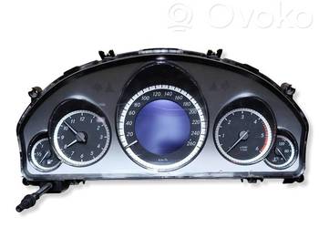 Mercedes A207 E W212 LICZNIK PRĘDKOŚCIOMIERZ ZEGARY WYŚWIETLACZ A2129001614