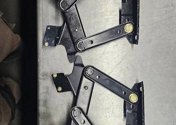 Citroen DS / ID zawiasy maski Citroen DS / ID zawiasy maski