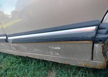 Ford Granada listwy boczne