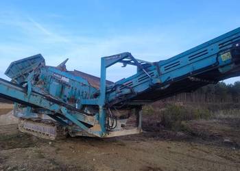 Przesiewacz wibracyjny Powerscreen Warrior 1800 Wstępny mobilny 1400
