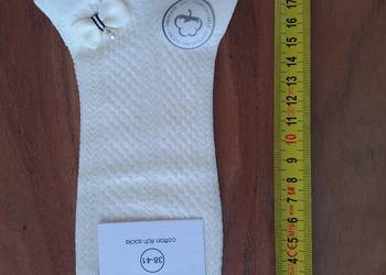 Skarpetki stopki z kokardką i koralikiem 38-41