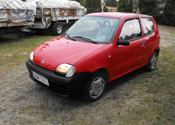 Samochód osobowy fiat seicento 1100cm.