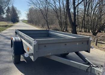 Przyczepka samochodowa