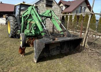 John Deere 2040 z ładowaczem czołowym