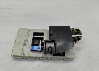 SKRZYNKA BEZPIECZNIKÓW MODUŁ FEM BMW F20 F21 116i 9281826
