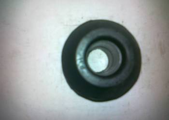 OPEL AGILLA TULEJKA STABILIZATORA PRZED. NOWA L/P PRZY WAHAC