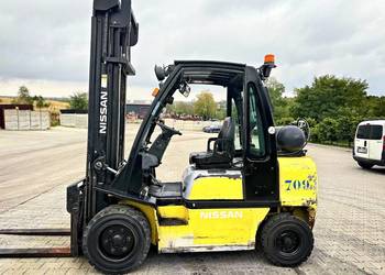 wózek widłowy NISSAN FG30 LPG 3000kg 4.50m przesuw pozycjoner 2007'