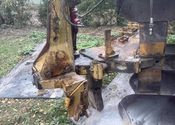 Pług obrotowy 4 skibowy huard RL44