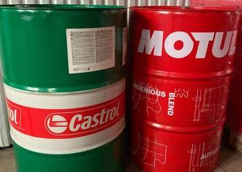 Puste beczki Castrol i Motul