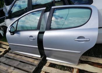 Peugeot 207 błotniki drzwi maska zderzak kod lakieru EZRC i inne