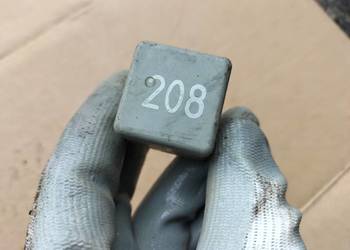 PRZEKAŹNIK 208 8A0951253B