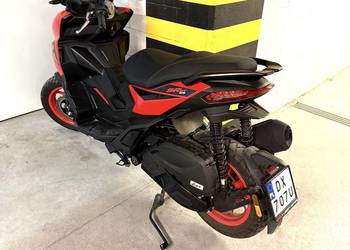 Odstąpię leasing na praktycznie nową Aprilię SR 125 (rocznik 2024).
