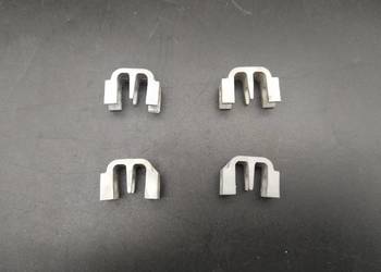 Zaczepy dolne grzebieni do kosza dolnego zmyw.Siemens, Bosch - kompl.4 szt.