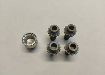 Ford Explorer VII R2KB, ŚRUBY ZABEZPIECZAJĄCE KLUCZ